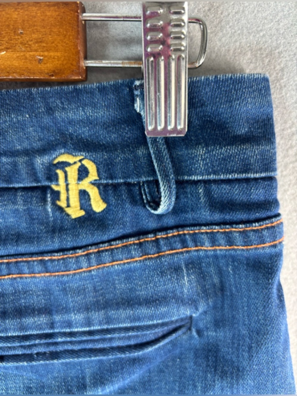 Rich & Skinny 30 Washed Blue Denim Cuffed Shorts - Picture 4 of 8